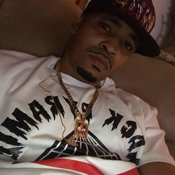 Meet your Posher, Chris - Picture 1 of 1